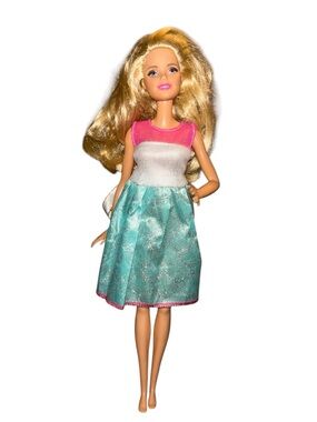 Mattel Barbie 2000's Doll preloved